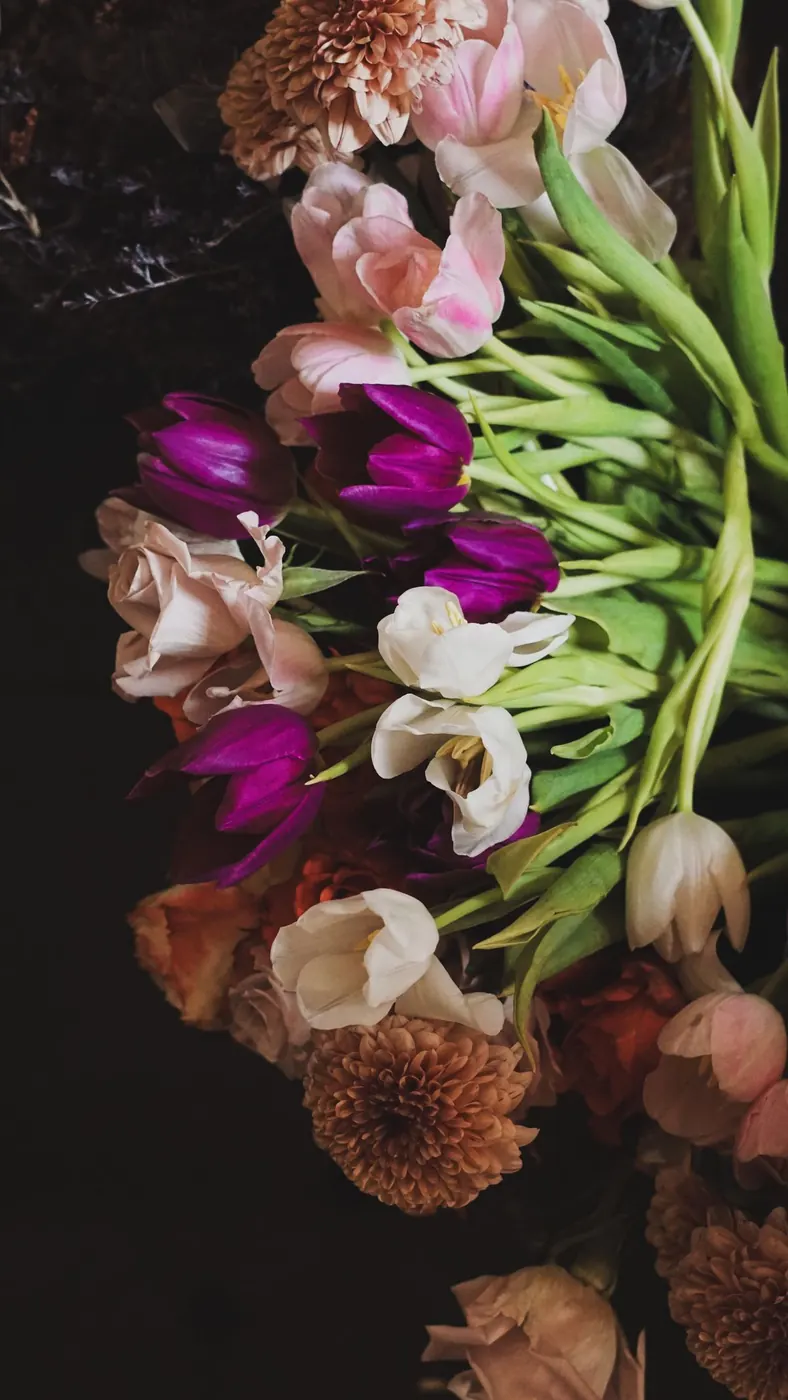 Flores variadas para preparar un ramo personalizado